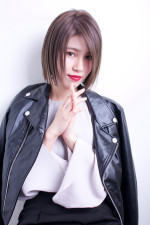 hair stylist  井手上都子
