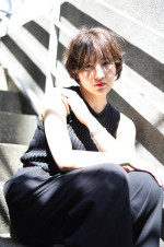 hair stylist  井手上都子